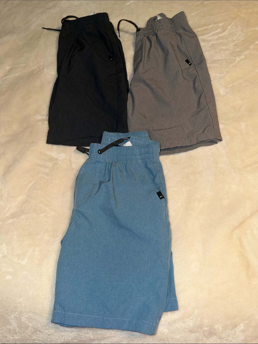 Boys M(10-12) Quicksilver Pull On Shorts Bundle of 3